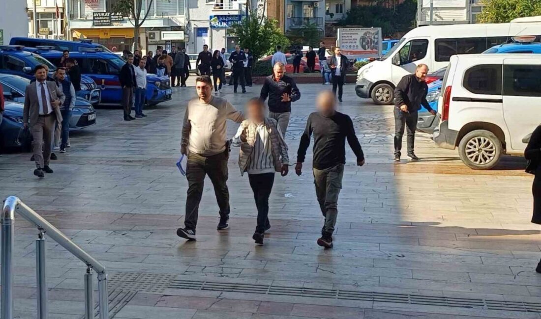 Aydın’ın İncirliova ilçesinde eşini silahla tehdit ettiği iddia edilen ve