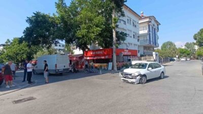 Manavgat ilçesindeki Mithatpaşa-Hükümet Caddesi kavşağında sık sık kazaların yaşandığı ve