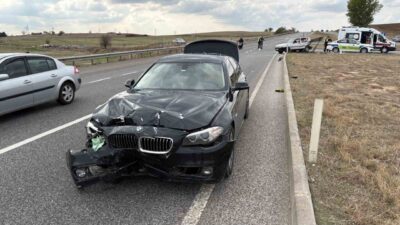 Kırklareli’nin Babaeski ilçesinde iki otomobilin çarpışması sonucu 1 kişi yaralandı.