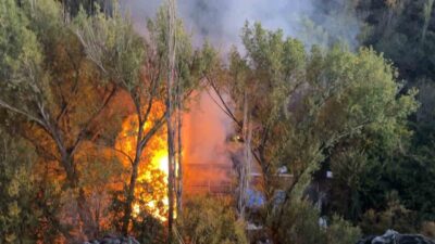 Nevşehir’in Nar beldesinde bir bağ evinde yaşanan yangına müdahale edilirken,