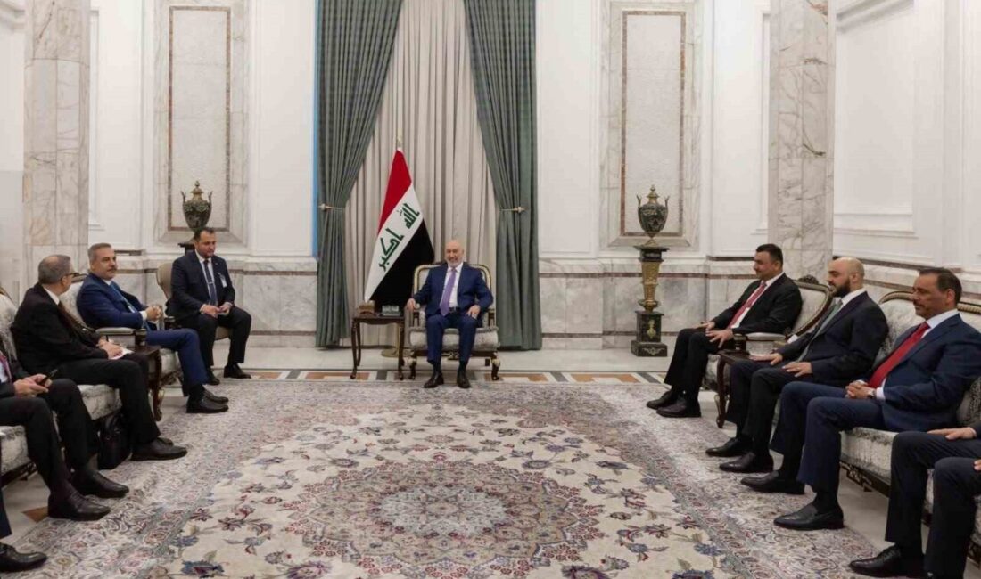 Türkiye’nin Dışişleri Bakanı Hakan Fidan, Irak Cumhurbaşkanı Nizar Amedi tarafından