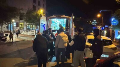 Bartın’ın Amasra ilçesinde balık avlamak için denize açılan bir madenci,
