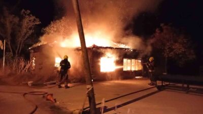 Balıkesir’in Burhaniye ilçesinde, zeytin işleme ve depolama amacıyla kullanılan bir