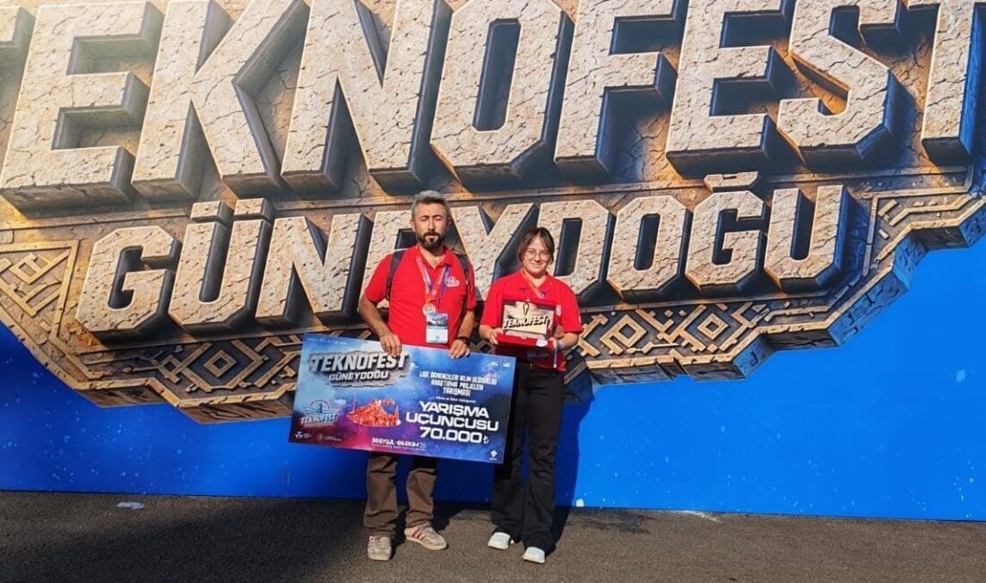 Şanlıurfa GAP Havalimanı’nda düzenlenen TEKNOFEST Güneydoğu finallerinde Balıkesir eğitim ailesi,