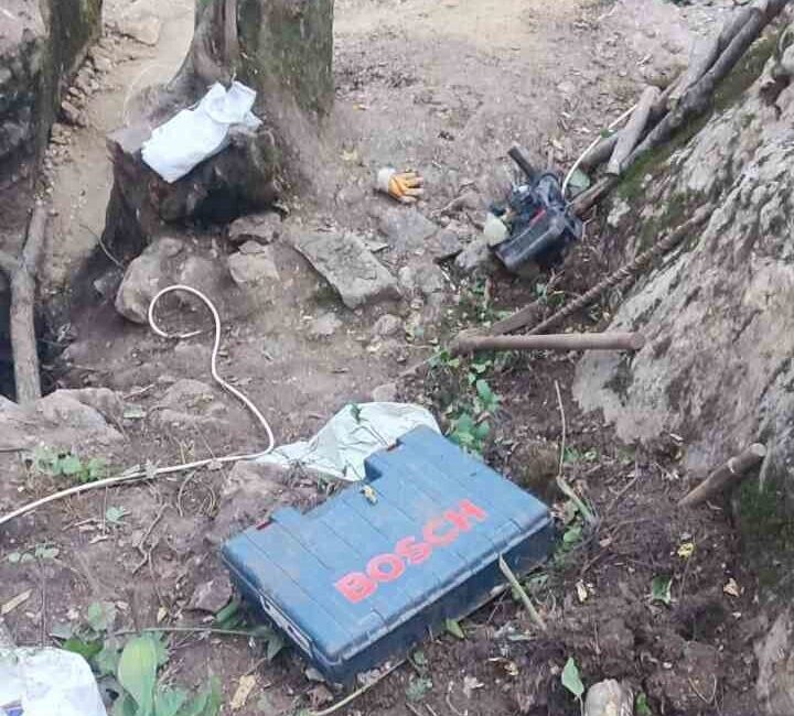 Bartın’da yapılan bir operasyonda, define aramak amacıyla ormanda izinsiz kazı