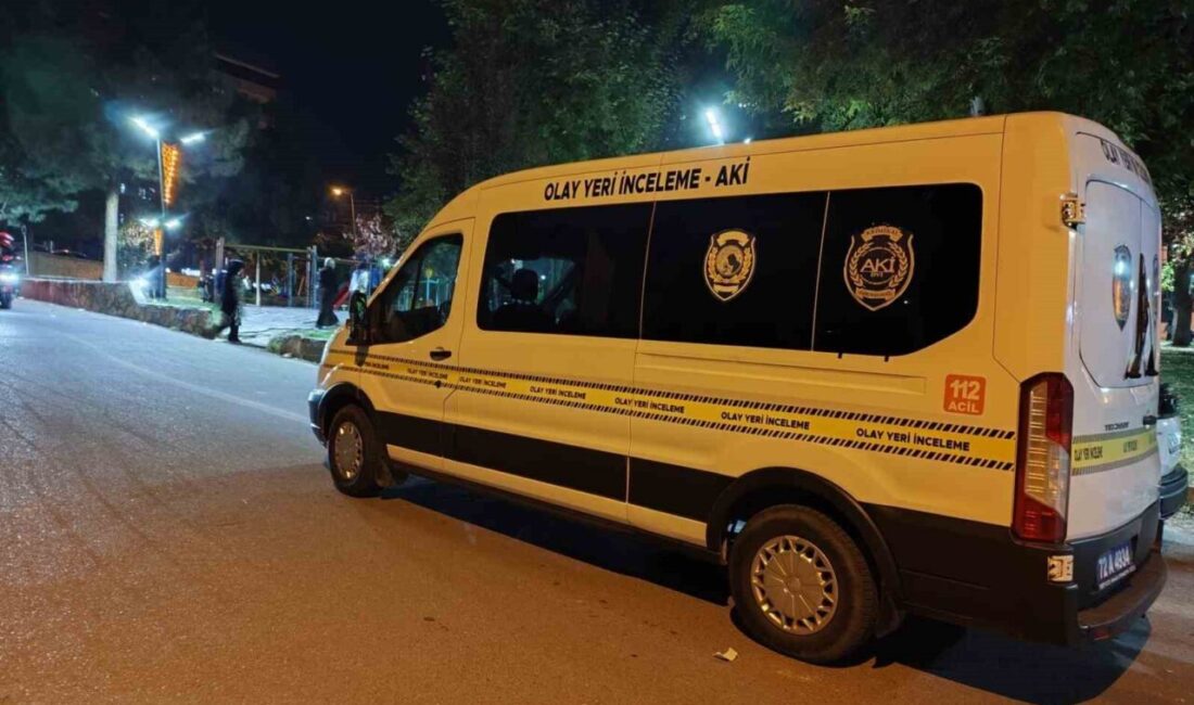 Batman’da iki grup arasında parkta çıkan kavgada 1 kişi bıçakla