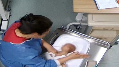 Kahramanmaraş’ta 5 günlük bir bebeğe şiddet uyguladığı iddiasıyla yargılanan hemşirenin