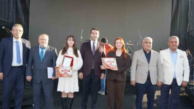 Kırşehir’in Kaman ilçesinde düzenlenen ceviz festivalinde, Beyazay Şube Başkanlığı Kaman