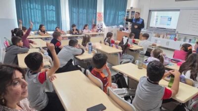 Bilecik’te bulunan Ertuğrulgazi İlkokulu öğrencilerine, Toplum Destekli Polislik Şube Müdürlüğü
