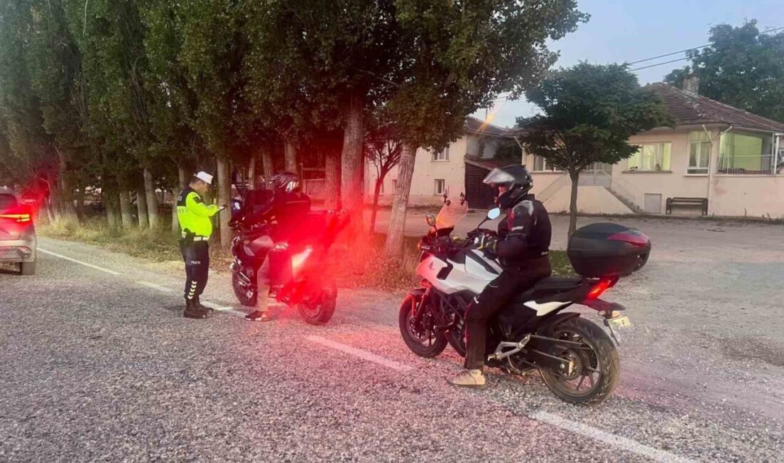 Bilecik’te gerçekleştirilen motosiklet denetimlerinde kurallara uymayan 7 sürücüye cezai işlem