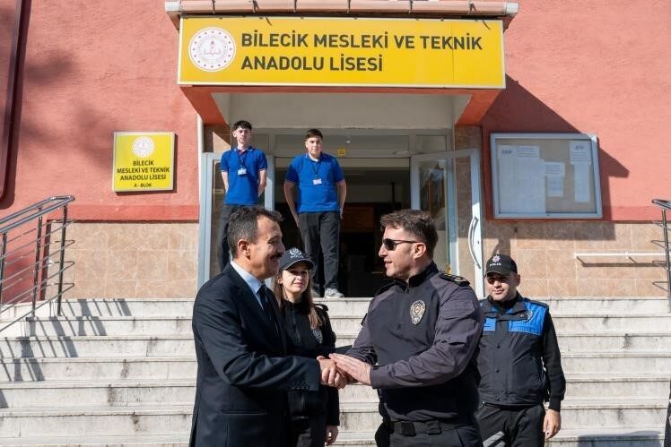 Bilecik İl Emniyet Müdürü Erdem Çağlar, Bilecik Mesleki ve Teknik
