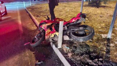 Bingöl ilinde meydana gelen trafik kazasında otomobil ile motosikletin çarpışması