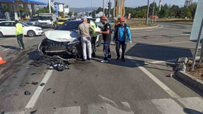 Bingöl ilinde Gündoğdu Kavşağı’nda meydana gelen trafik kazasında 5 kişi