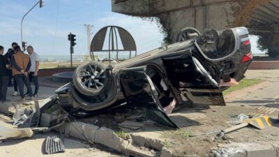Samsun’un Canik ilçesinde meydana gelen trafik kazasında iki aracın çarpışması