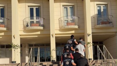 Bodrum ilçesinde göçmen kaçakçılığıyla mücadele kapsamında düzenlenen operasyonda 3 kişi