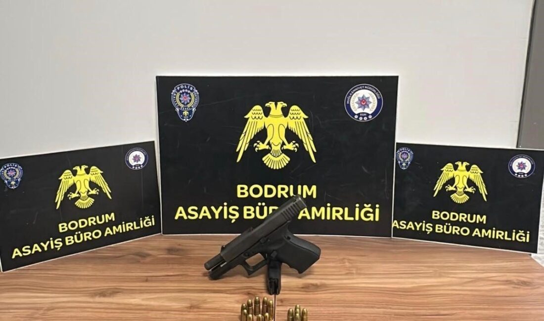Bodrum ilçesinde gerçekleştirilen polis huzur operasyonlarında ruhsatsız silah ve mühimmat