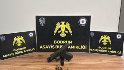 Bodrum ilçesinde gerçekleştirilen polis huzur operasyonlarında ruhsatsız silah ve mühimmat