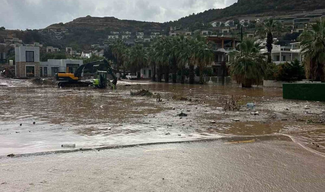 Muğla’nın Bodrum ilçesinde sabah saatlerinde etkili olan sağanak yağış sebebiyle
