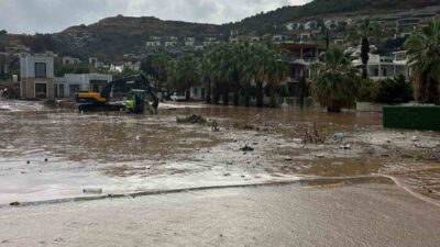 Muğla’nın Bodrum ilçesinde sabah saatlerinde etkili olan sağanak yağış sebebiyle
