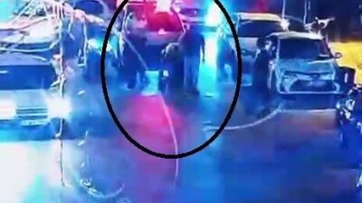 Hatay’da, Dörtyol ilçesinde Çaylı Caddesi’nde görev yapan polis ekipleri, boğazına