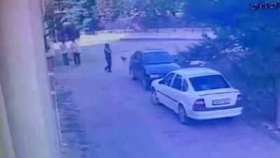 Bolu’da park halindeki otomobilin kapısını açarak içeri giren ve araçta