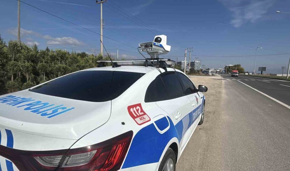 Bolu’da D-100 karayolunda polis ekipleri tarafından gerçekleştirilen ‘Trafiradar’ denetimleri sırasında,