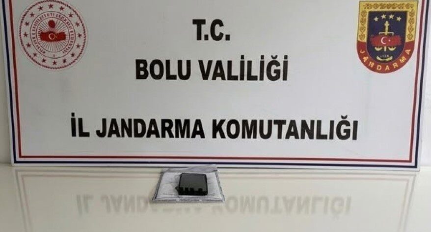 Bolu’da, jandarma ekipleri tarafından yapılan operasyonda, sosyal medya üzerinden yasa