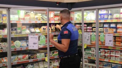 Bozdoğan Belediyesi Zabıta Müdürlüğü ekipleri, ilçedeki marketleri kontrol etti. Denetimlerde