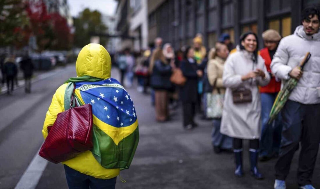 Brezilya’da halk, Eski Devlet Başkanı Jair Bolsonaro’nun oğlu Flavio Bolsonaro
