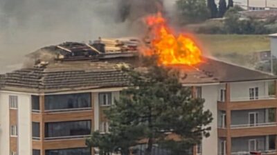 Denizli’nin Buldan ilçesinde yer alan bir apartmanın çatısında meydana gelen