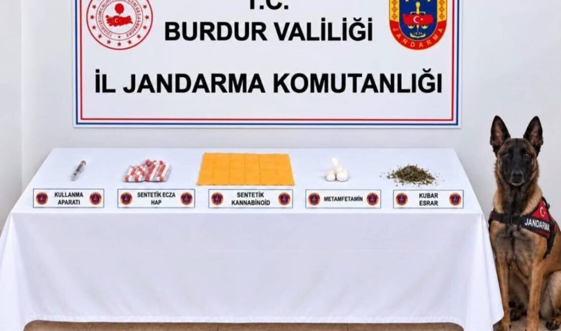 Burdur’un Ağlasun ilçesinde gerçekleştirilen operasyonla ilgili jandarma ekipleri 3 şüpheliyi