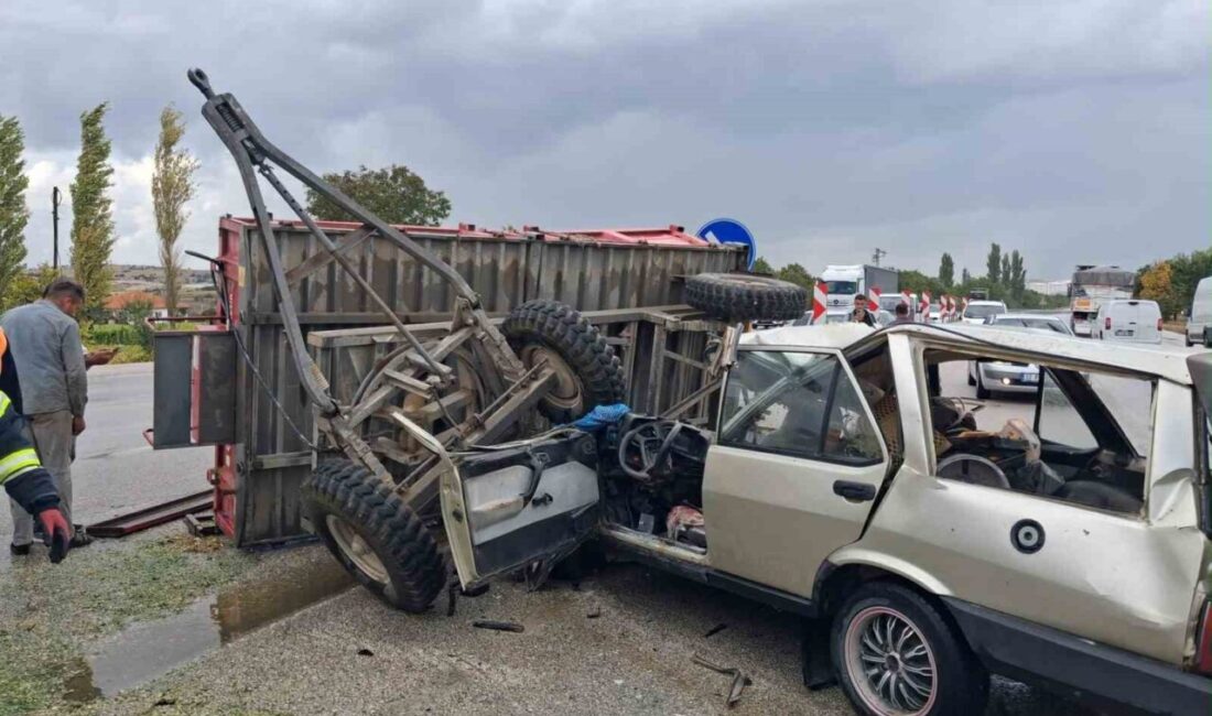 Burdur-Antalya arasındaki karayolunda traktör ile otomobilin çarpışması sonucu meydana gelen