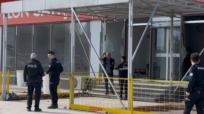 Bursa’nın Nilüfer ilçesinde devam eden inşaat projesinin Babylon satış ofisine