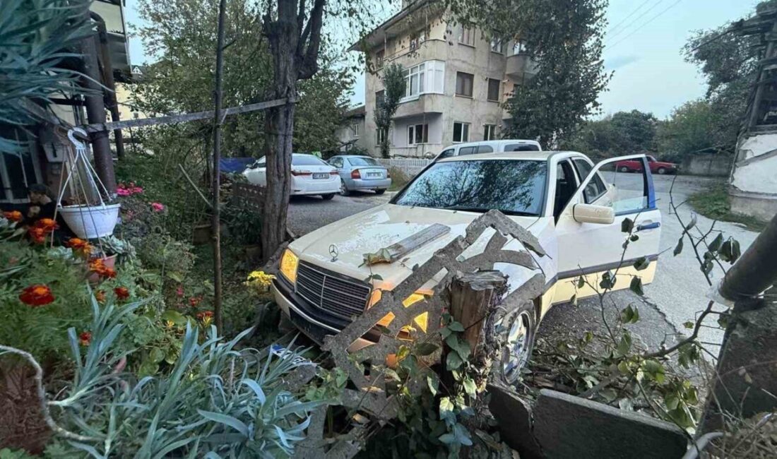 Kocaeli’den çalınan otomobille Ankara’ya gitmeye çalışan 2 şüpheli, Düzce’de polisin