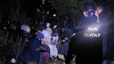 Çanakkale’nin Ezine ilçesinde sahil güvenlik ve polis ekipleri tarafından 31