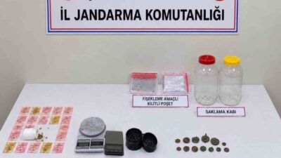 Çanakkale’de Jandarma ekipleri tarafından uyuşturucuyla mücadele kapsamında gerçekleştirilen operasyonlarda 11