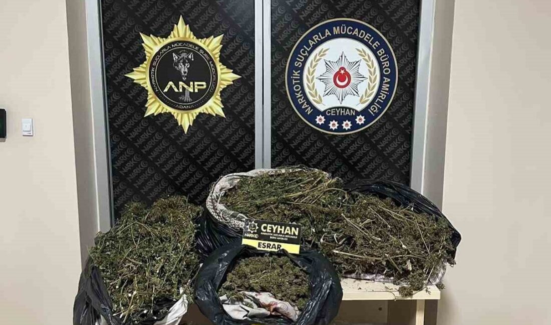 Adana’nın Ceyhan ilçesinde polis ekiplerince düzenlenen uyuşturucu operasyonunda 8 kilo