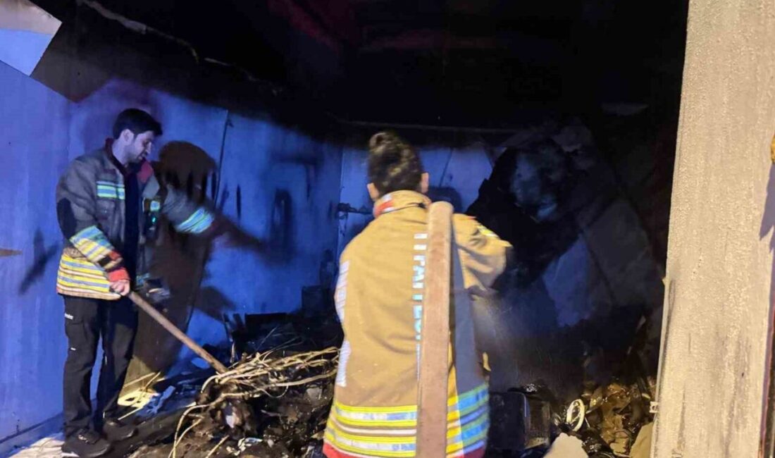 Şırnak’ın Cizre ilçesinde bir kaporta dükkanında çıkan yangında 4 araç