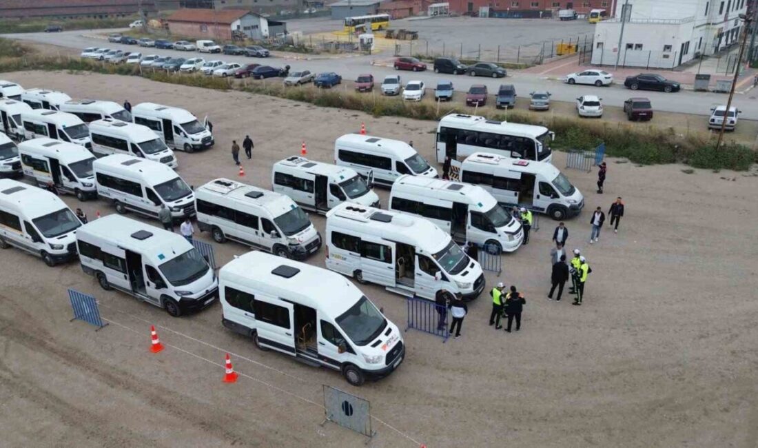 Çorum’da öğrencilerin güvenli bir şekilde taşınmasını sağlamak için İl Emniyet