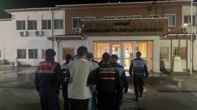 Didim ilçesinde bir otelde gerçekleştirilen operasyonda, 14 kaçak göçmen yakalandı.