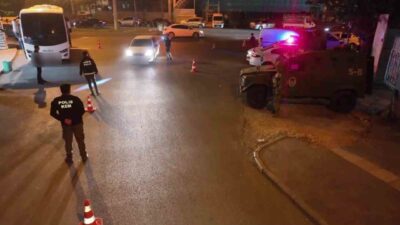 Diyarbakır’da polis ekiplerince Bağlar ve Yenişehir ilçelerinde düzenlenen operasyonlarda 39