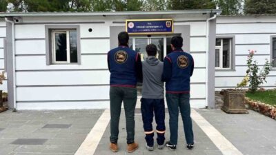 Diyarbakır’ın jandarma ekipleri tarafından düzenlenen operasyonlar sonucunda, kesinleşmiş hapis cezaları