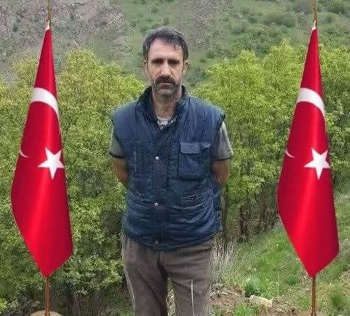 Elazığ’ın Palu ilçesinde, bir düğüne yaya olarak giden amca ve