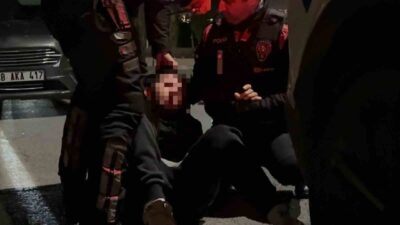 Kayseri’nin Melikgazi ilçesinde polislerin ‘dur’ ihtarına uymayan bir sürücü, uzun