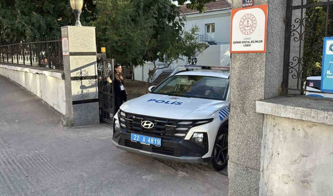 Edirne Sosyal Bilimler Lisesi’nde gerçekleştirilen bir deney sırasında yayılan koku,