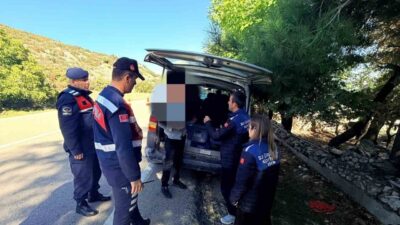 Eğirdir ilçesinde su ürünlerine yönelik denetimler sırasında yapılan yol kontrolünde,