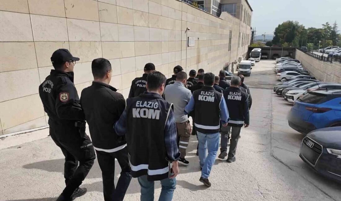 Elazığ’da polis ekipleri, tefecilere karşı düzenledikleri operasyonda 5 kişiyi gözaltına