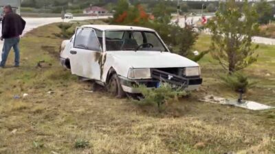 Elazığ’da meydana gelen bir trafik kazasında, kontrolü kaybeden bir TOFAŞ