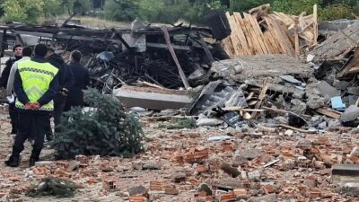Kütahya’nın Emet ilçesine bağlı Sülye Köyü’nde sabah saatlerinde bir binanın