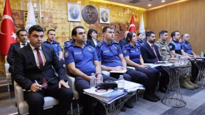 Erzincan Valisi Hamza Aydoğdu’nun başkanlığında, İl Emniyet Müdürü Esat Feryadi